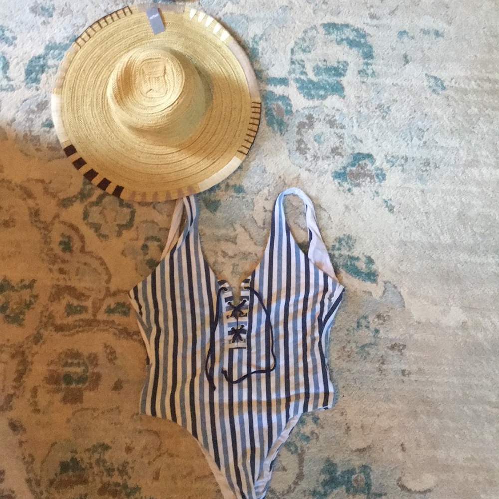 Splendid one piece never worn no tags